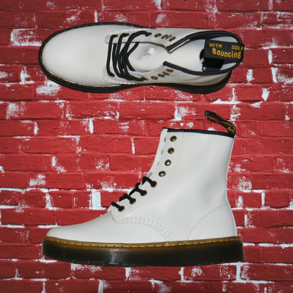 Dr. Martens Zavala Leather Combat Boots Women's Size 9 Men's Size 8 NEW - Picture 8 of 9
